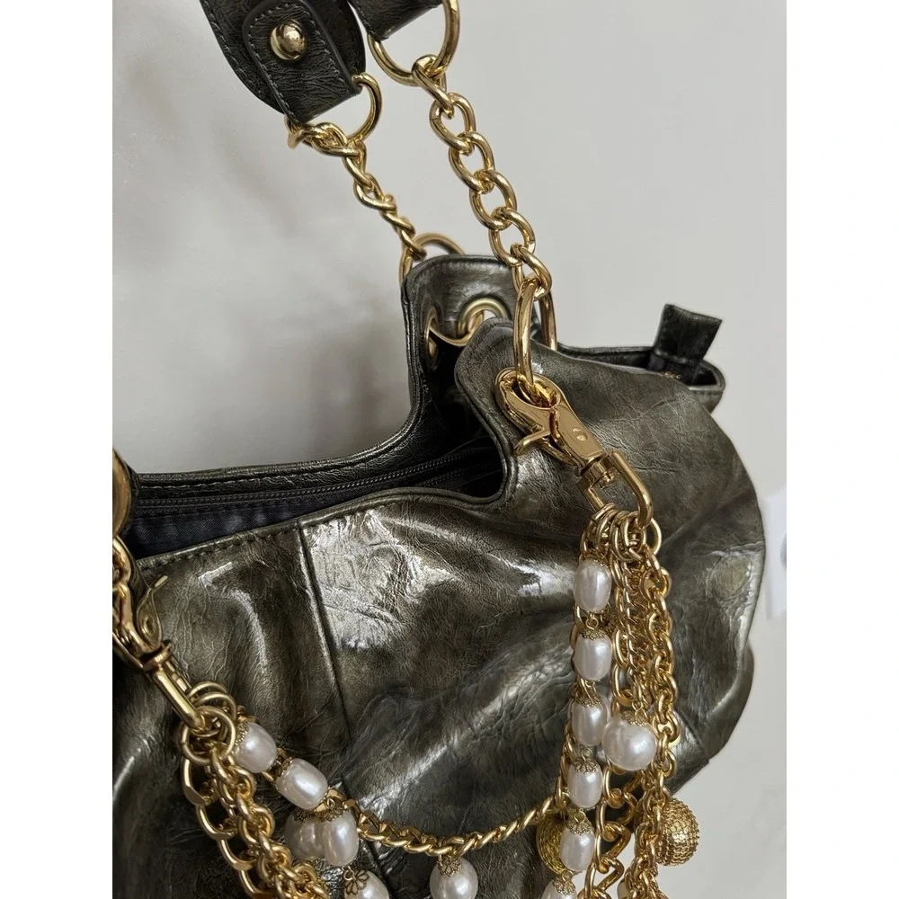 Women's Y2K Slouchy Hobo Patent Leather & Gold Chunky‎ Charm Green Purse Handbag